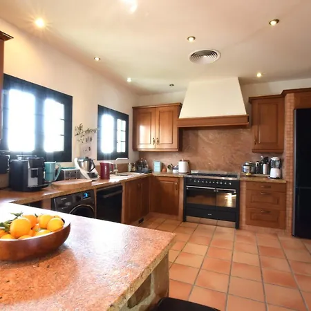 Chaparros Villa Antequera